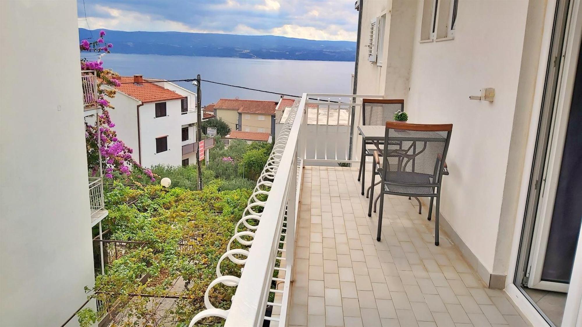 Apartments Nemira Omis Room photo
