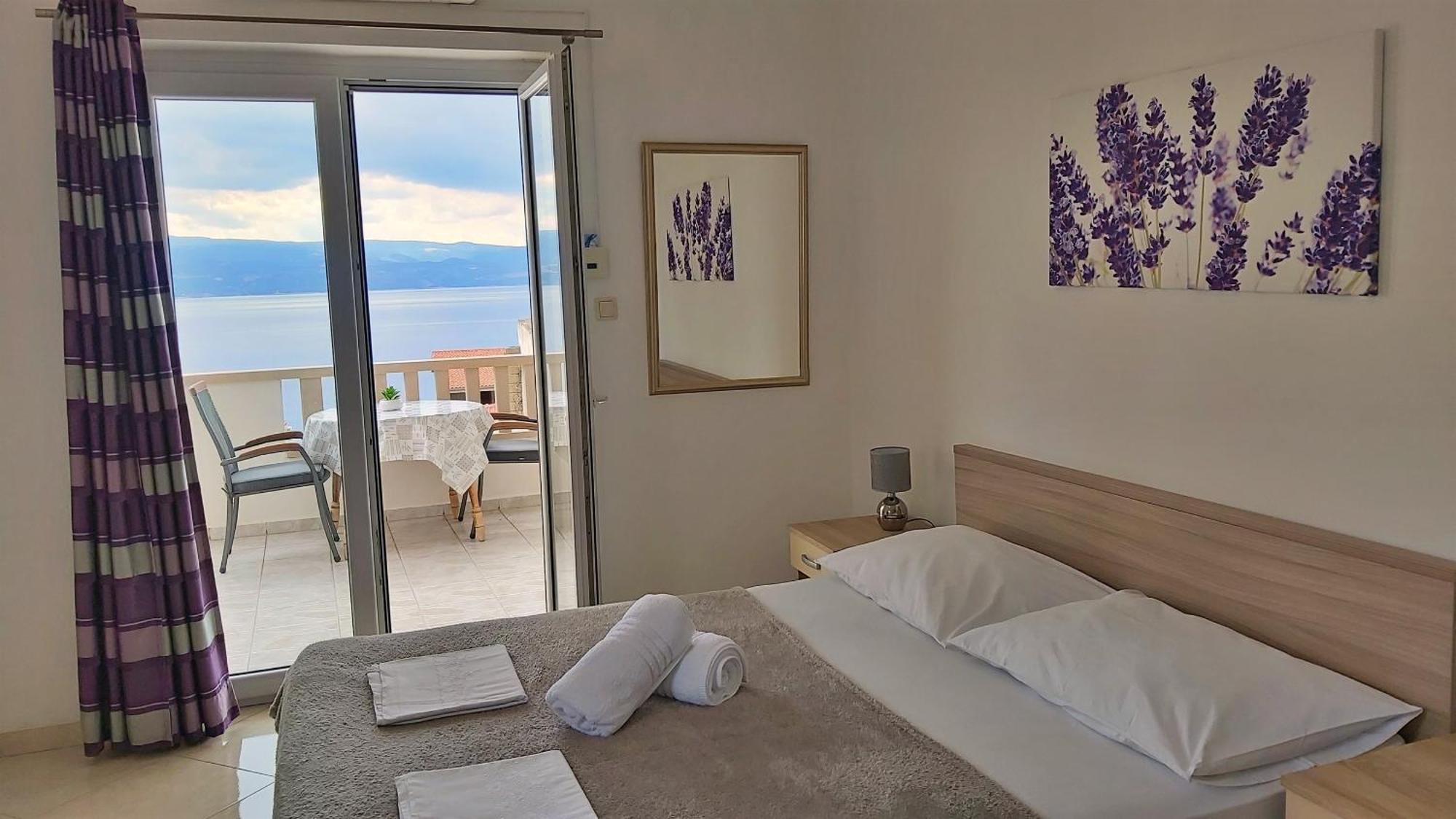 Apartments Nemira Omis Room photo