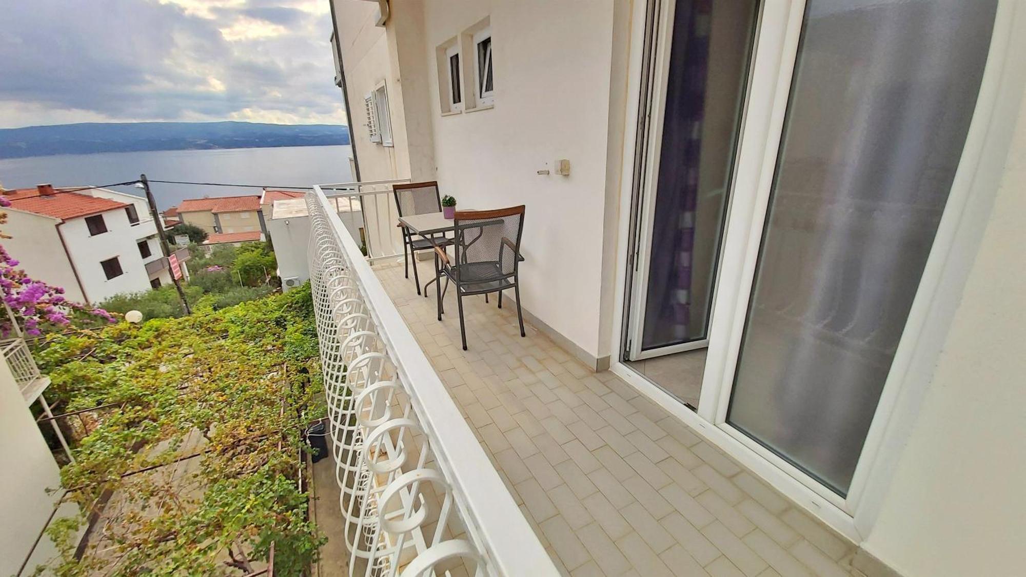 Apartments Nemira Omis Room photo